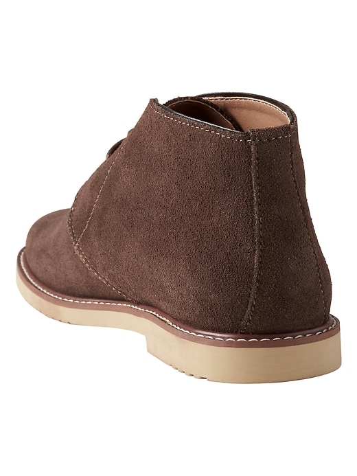 Suede Desert Chukka Boot | Banana Republic Factory display picture 3