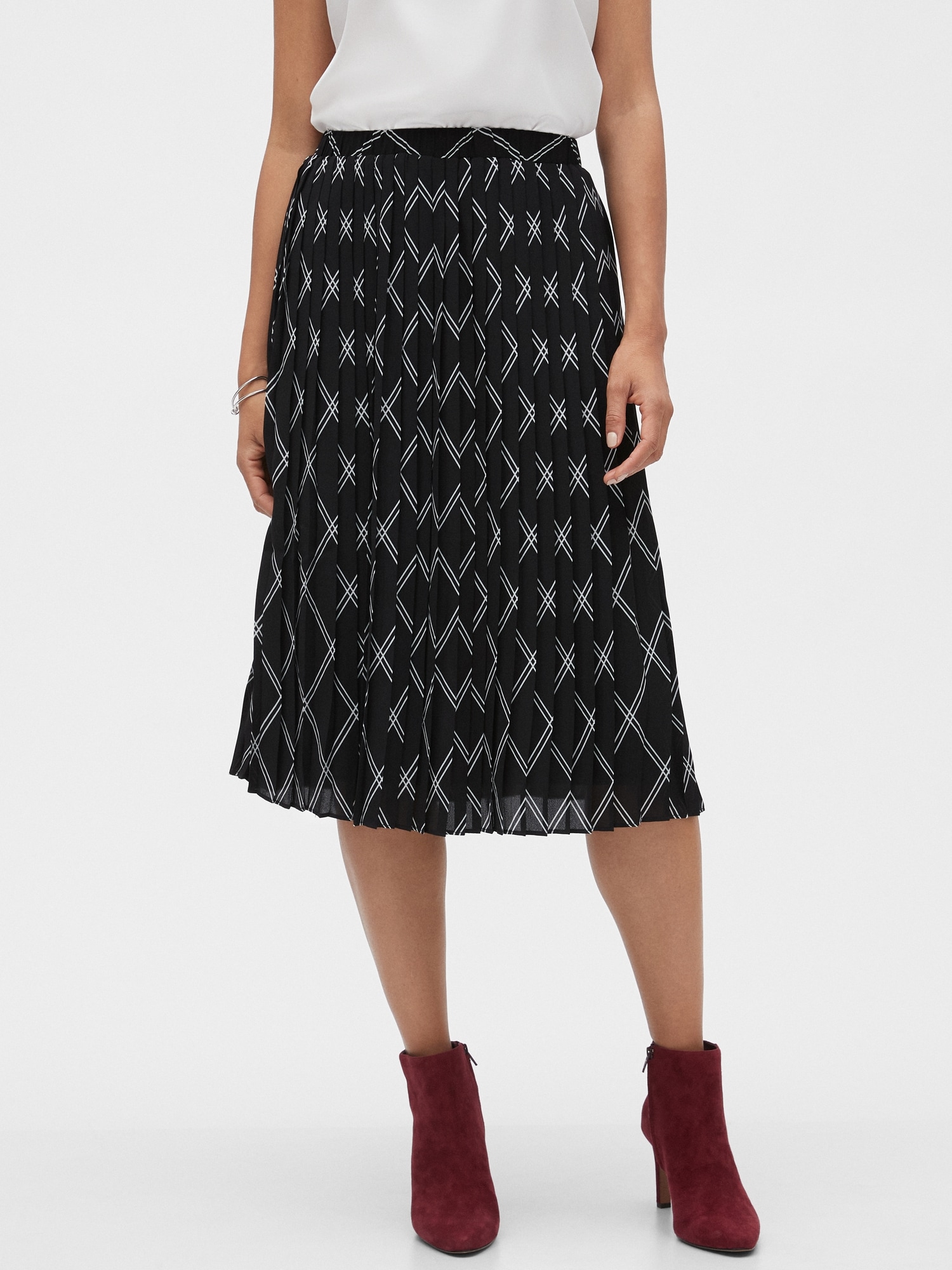 Geo Plaid Pleated Midi Skirt | Banana Republic Factory