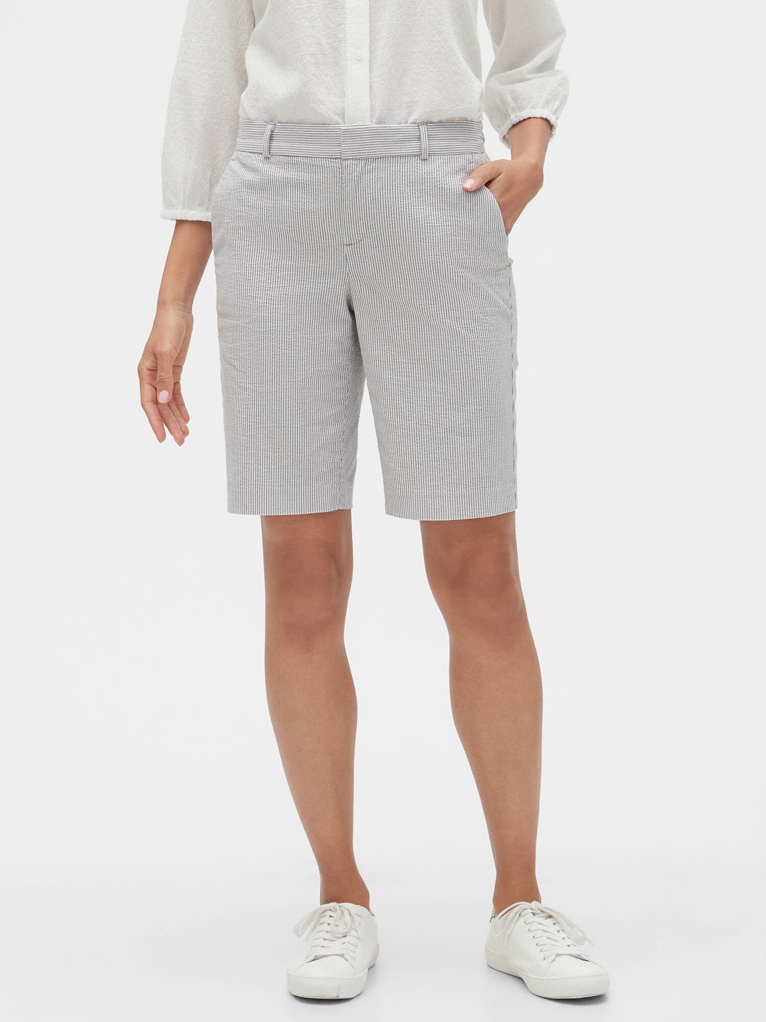 Seersucker Stripe Bermuda Shorts 10 inch inseam Banana Republic Factory