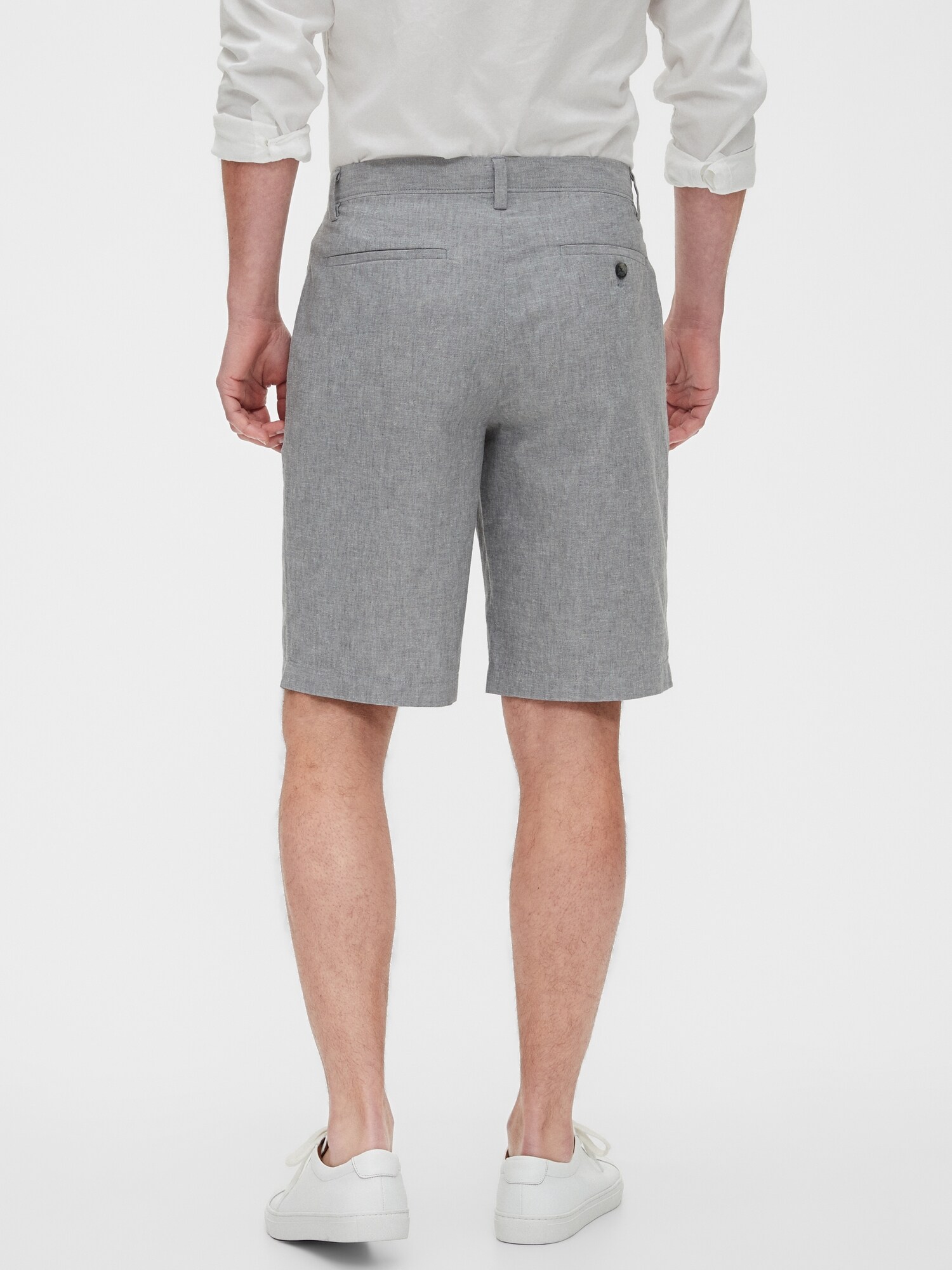 11" Emerson Straight-Fit Linen Shorts