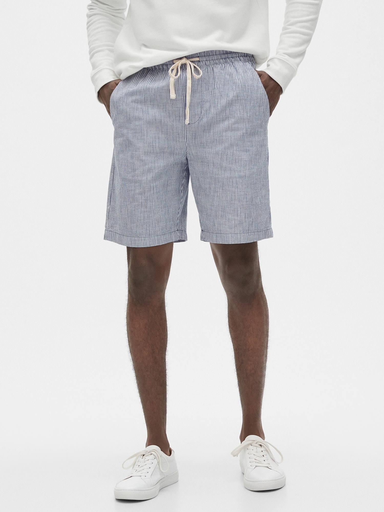 9" Striped Deck Shorts