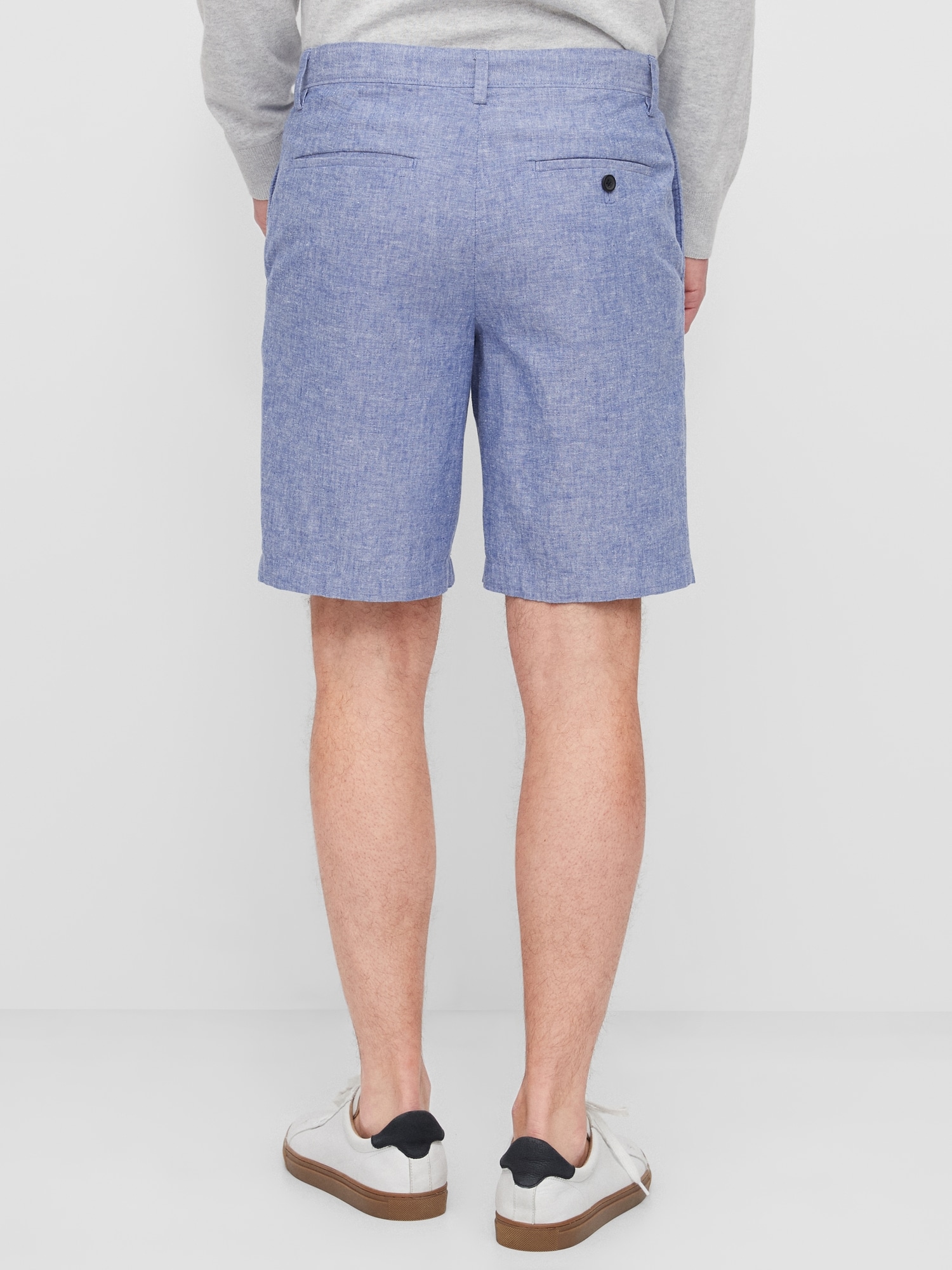 10" Aiden Slim-Fit Linen Shorts