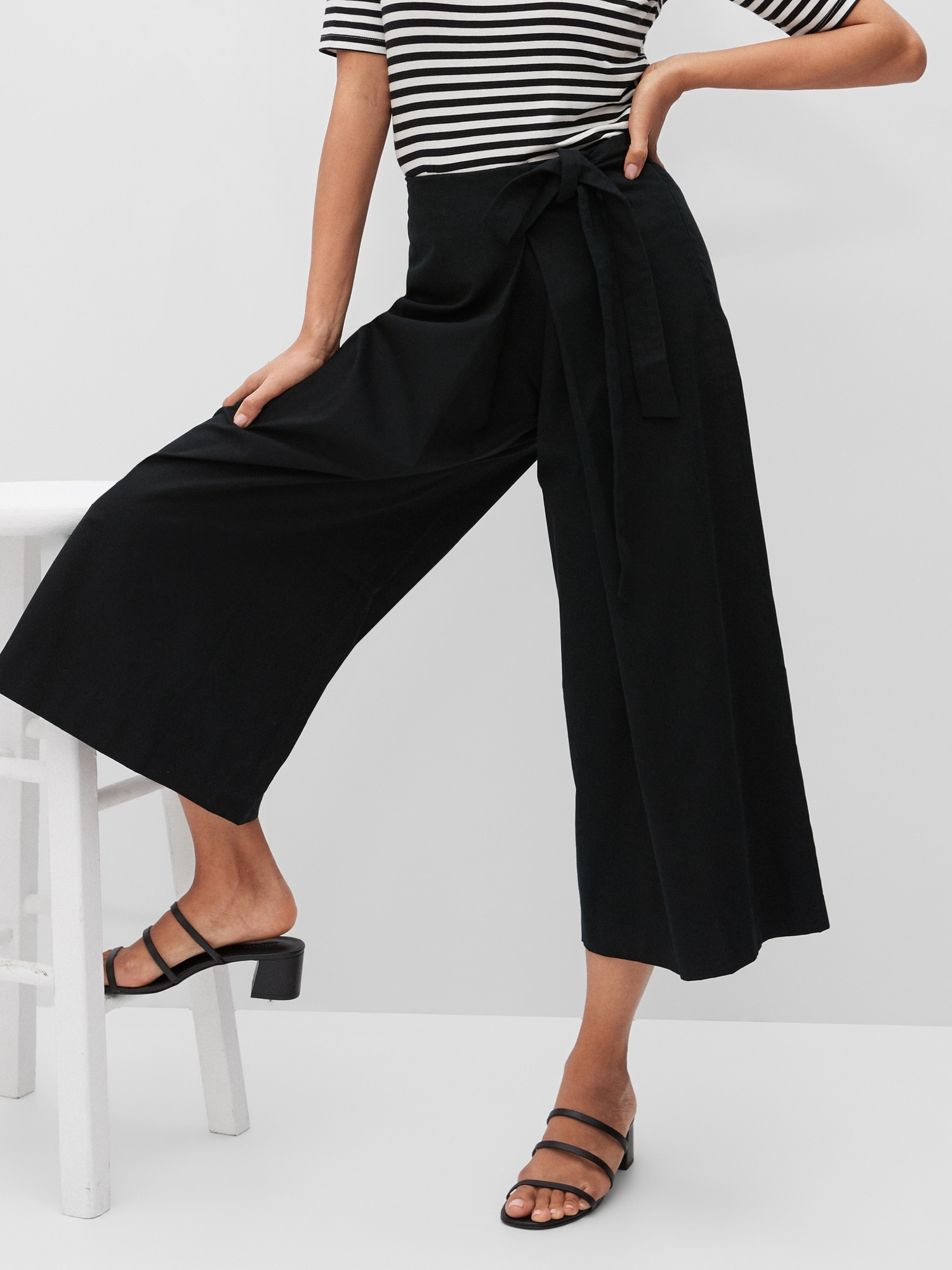 Made with Organically Grown Cotton Wide-Leg Foldover Pant