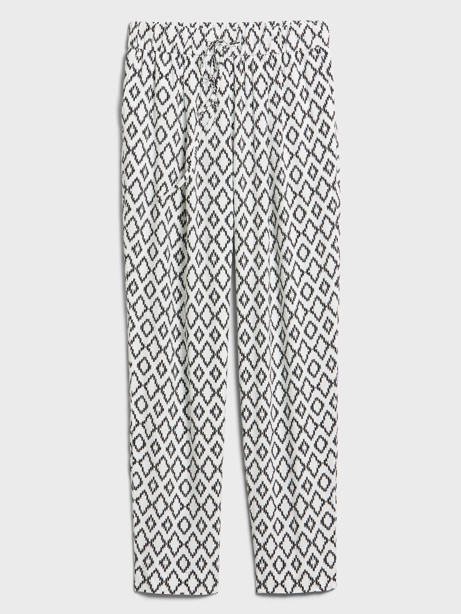 Petite Pull-On Straight Pant