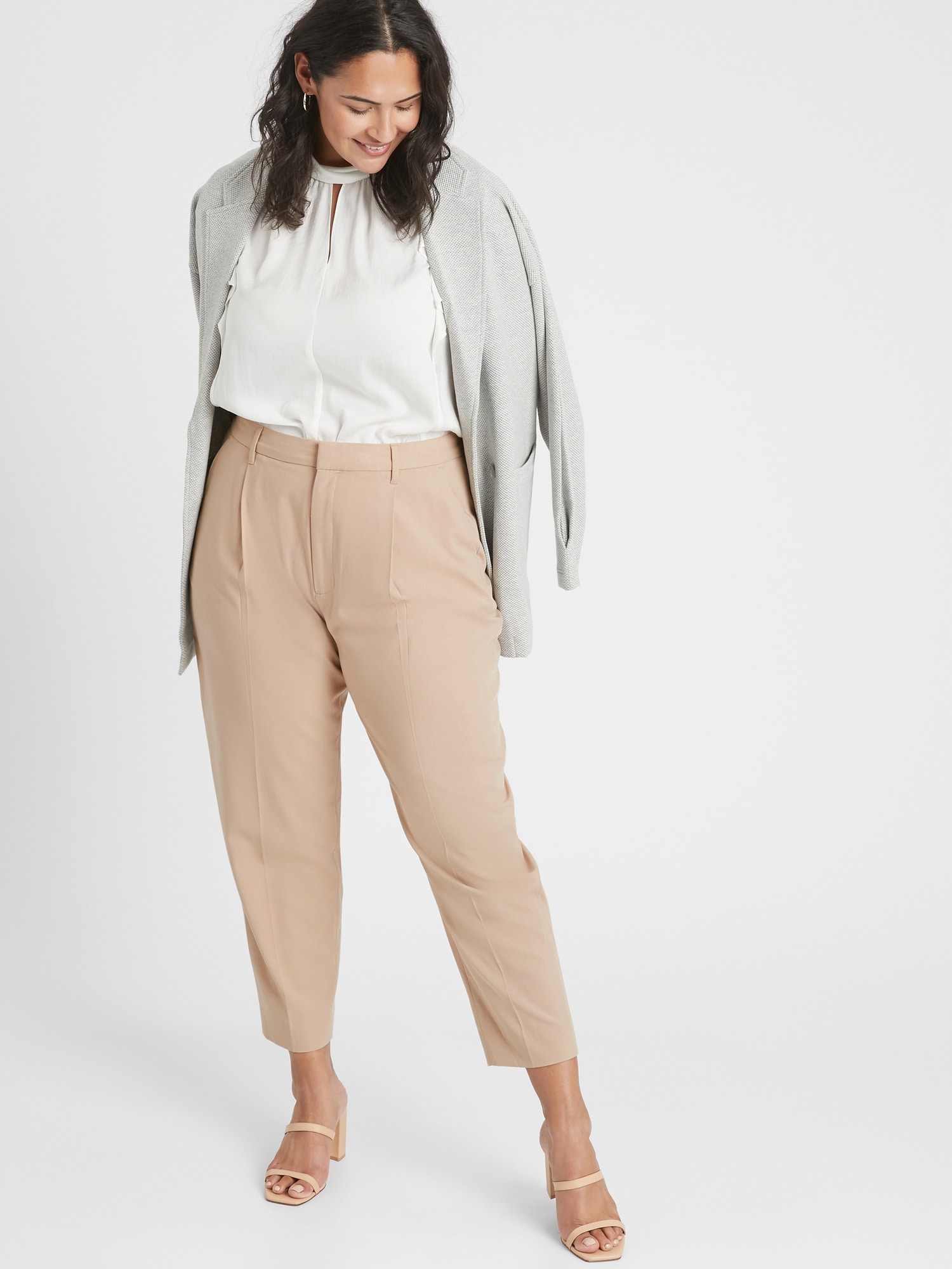 Curvy Pleat Front Heathered Tapered Pant