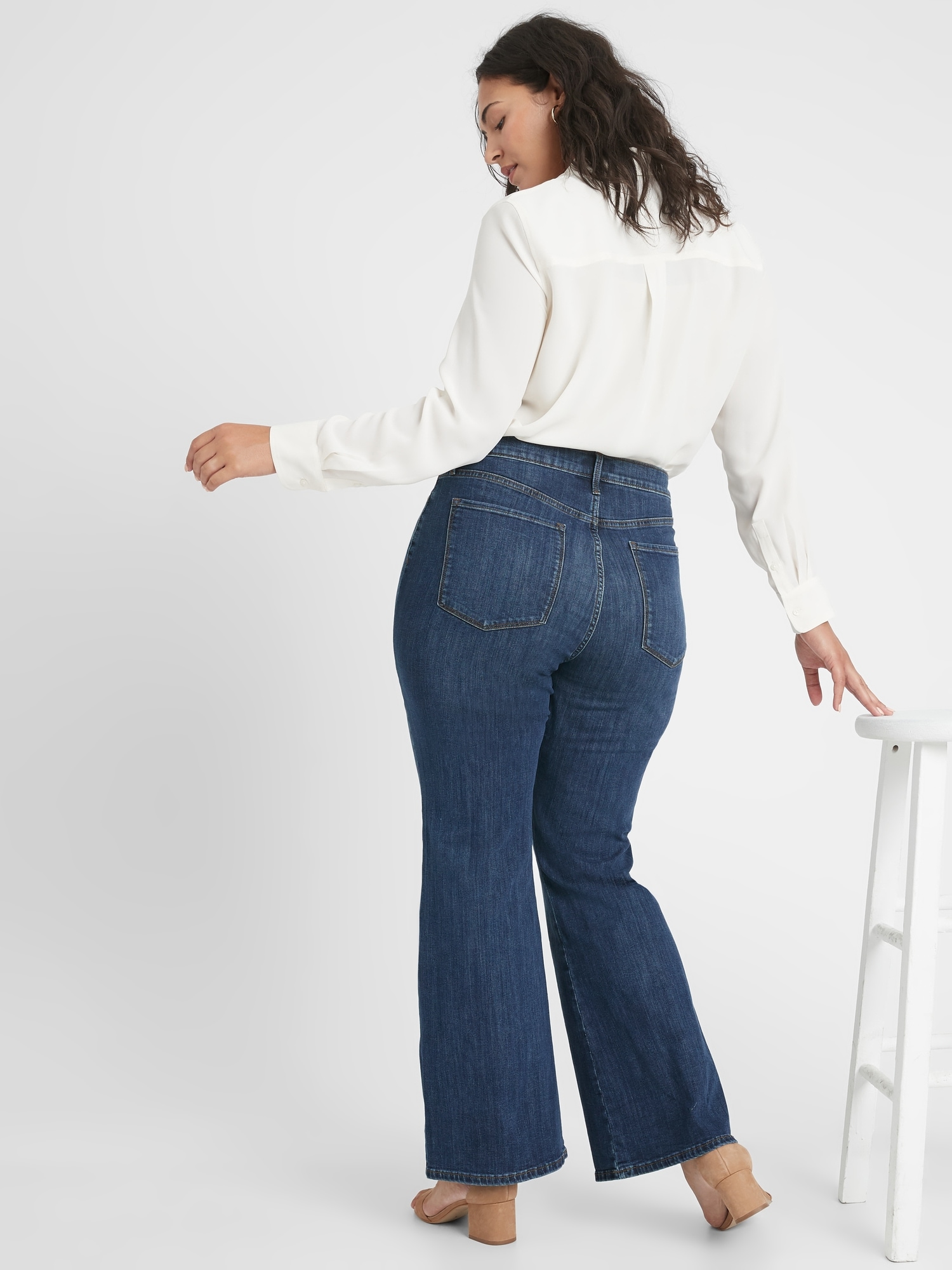 good jeans for curvy petites