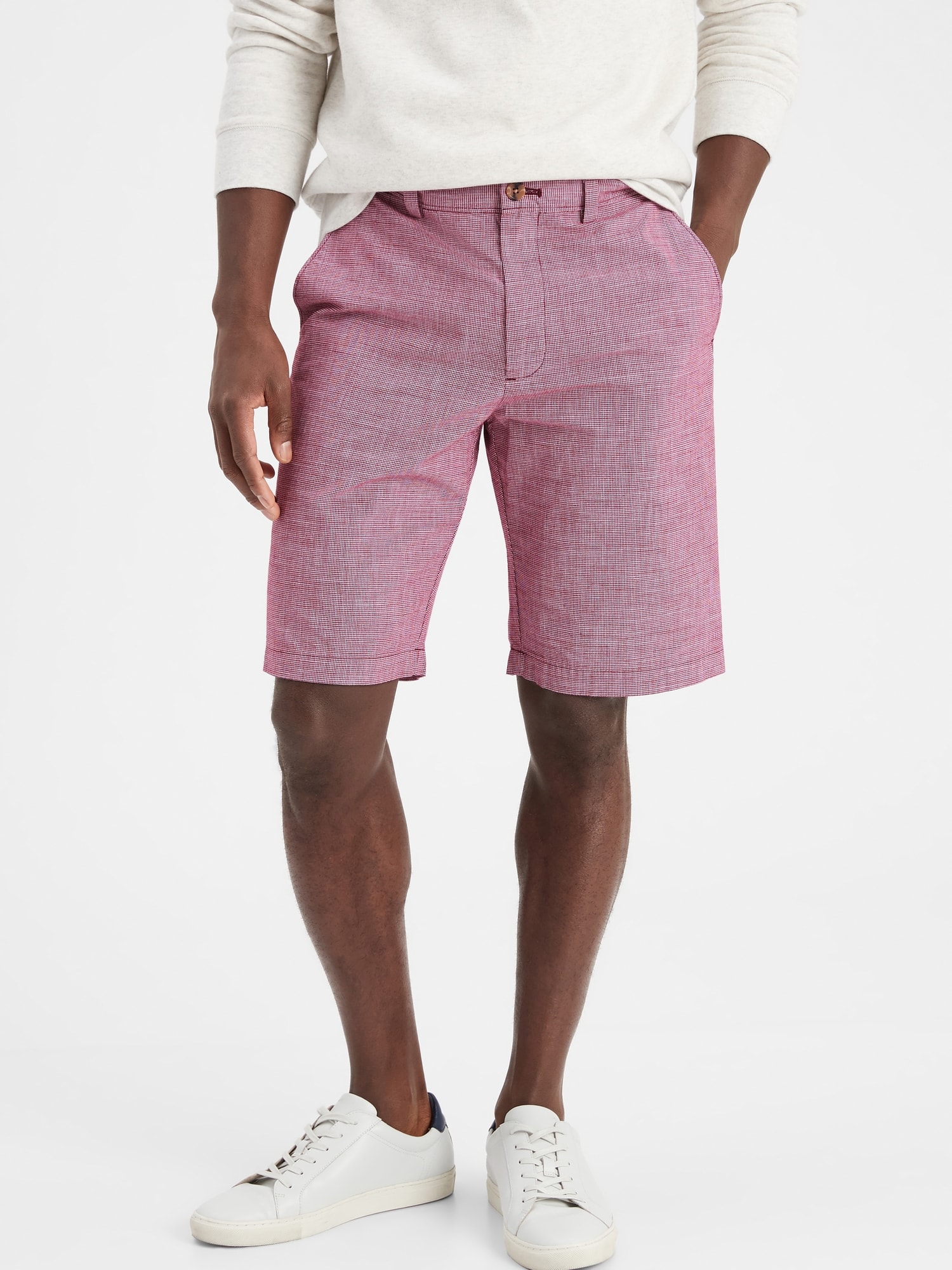 11" Emerson Straight-Fit Texture Shorts