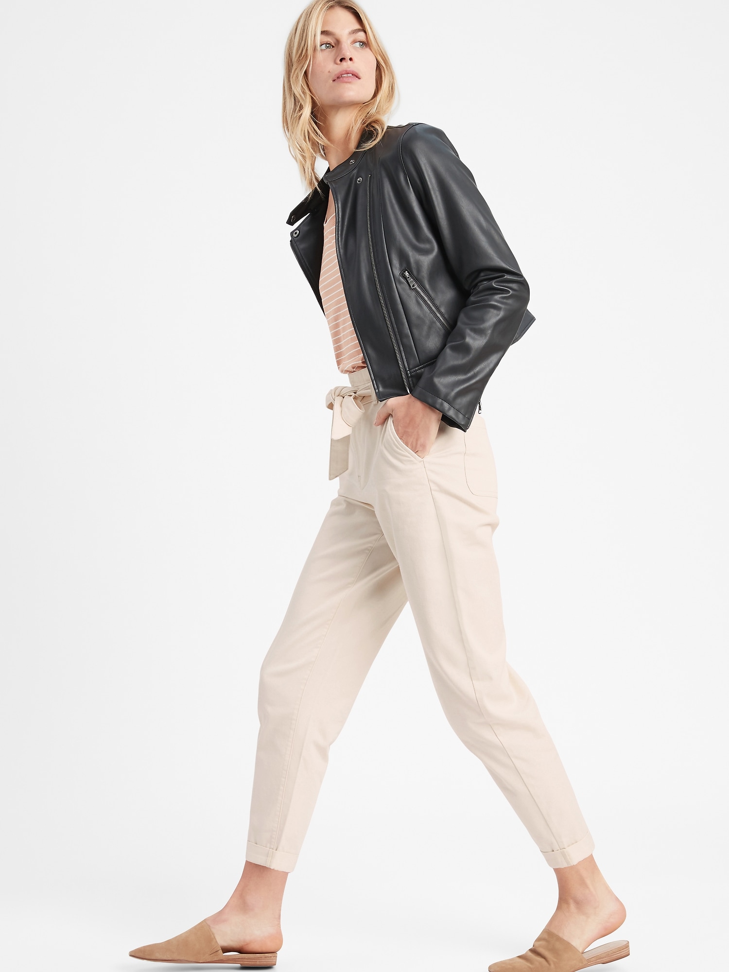 Petite Tie-Waist Barrel Pant | Banana Republic Factory