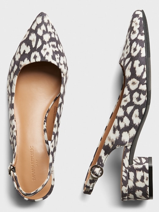 Banana Republic Leopard Print Block shops Heel Pumps