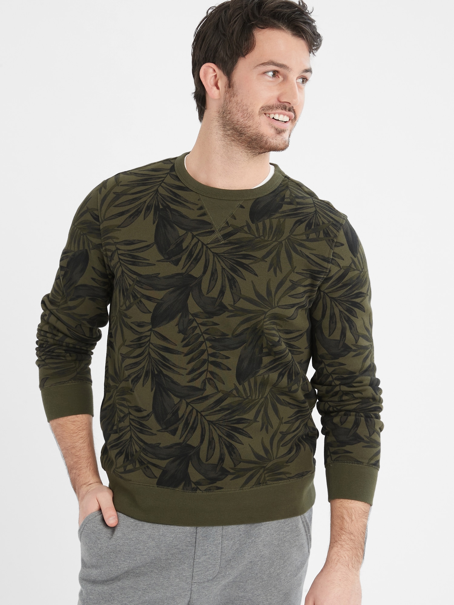 Soft Fleece Printed Crew-Neck Sweatshirt