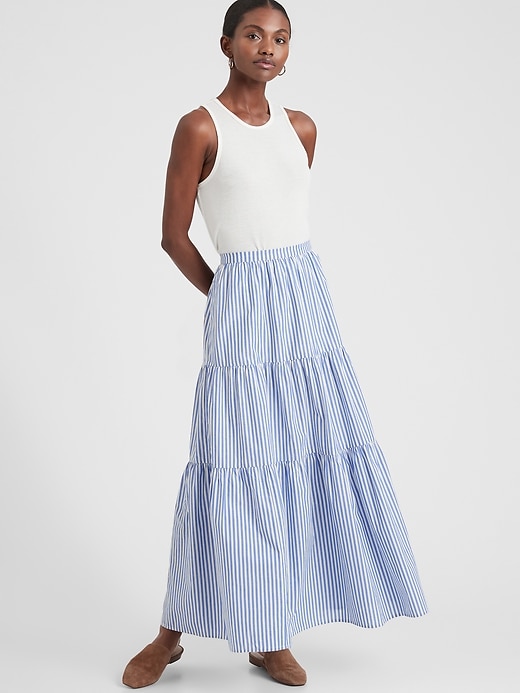 Tiered maxi fullness skirt gap