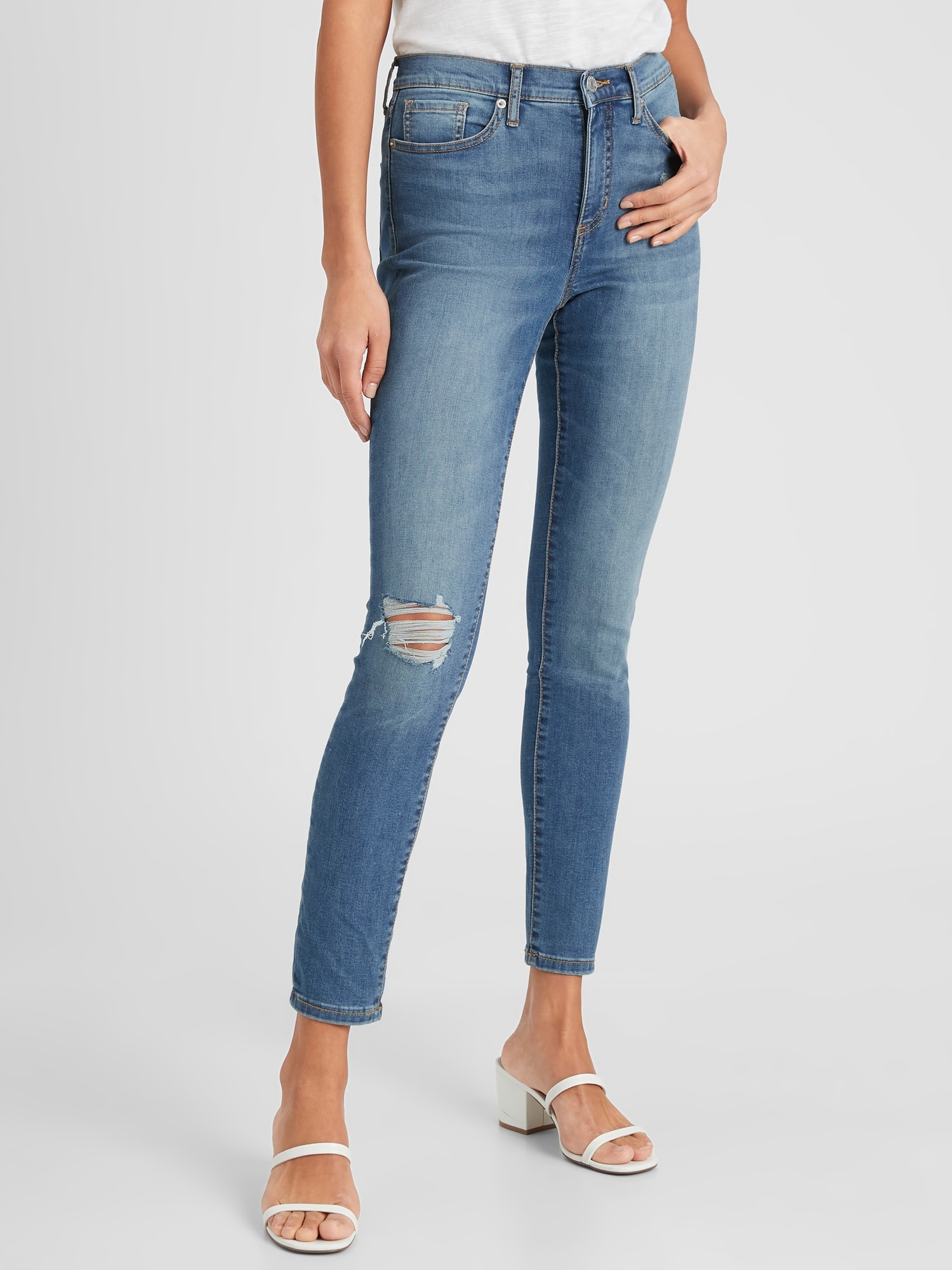 Petite High-Rise Medium Wash Destruct Skinny Jean