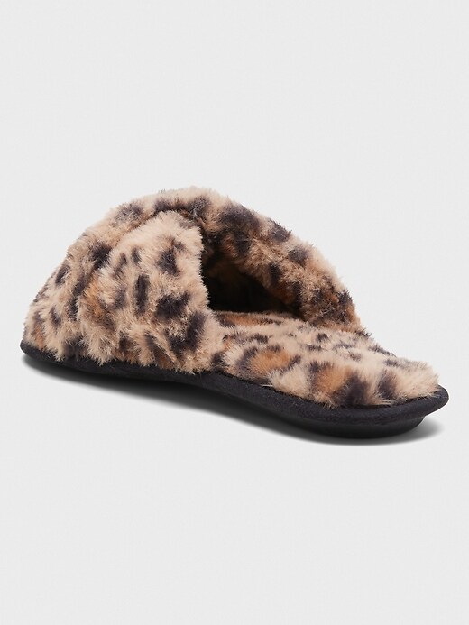 fur crossover slippers