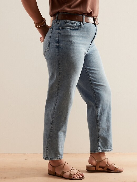 Image number 6 showing, High-Rise Light Wash Straight Jean