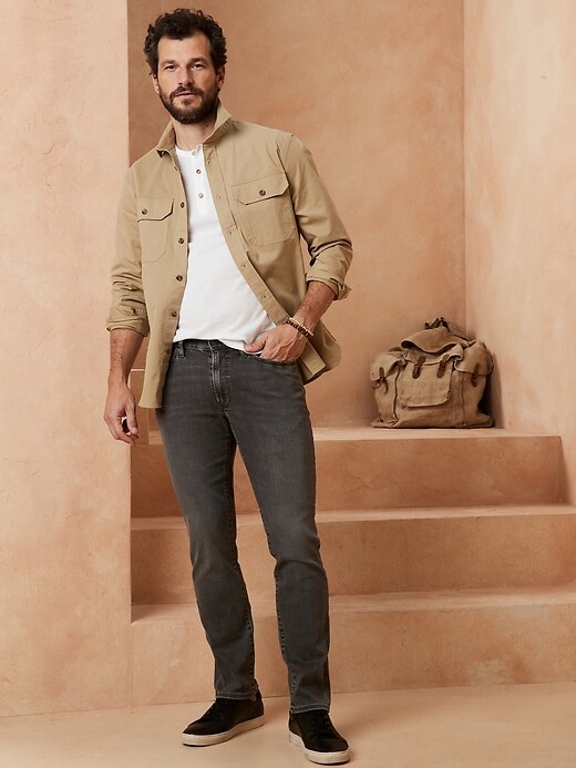 Slim-Fit Grey Wash Travel Jean | Banana 