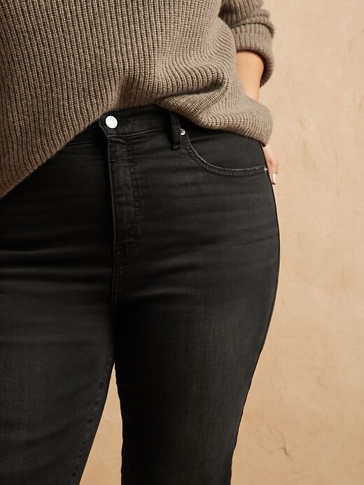 Image number 3 showing, High-Rise Slim Jean