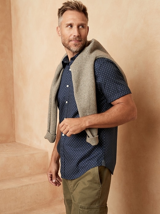 Slim-Fit Untucked Organic Cotton Yarn Dyed Oxford Shirt | Banana 