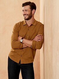 Slim-Fit Untucked Knit Shirt