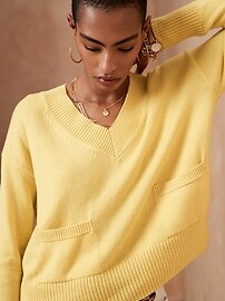 Cozy Pocket V-Neck Sweater