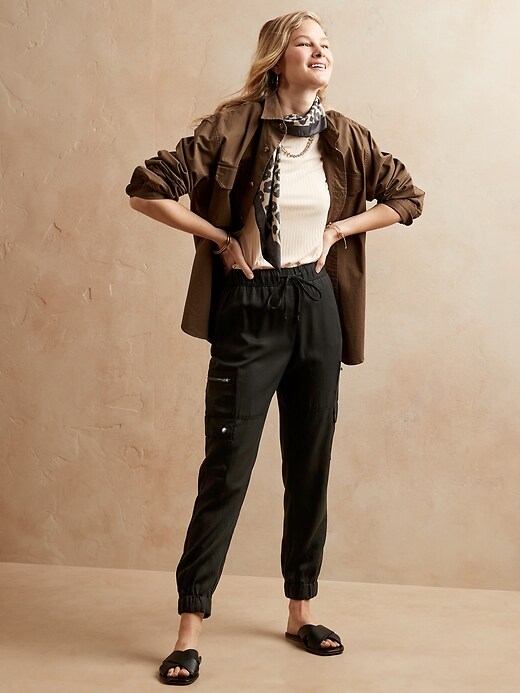 Petite TENCEL™ Soft Cargo Pant Banana Republic Factory