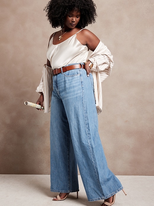 Image number 3 showing, Curvy Wide-Leg Jean