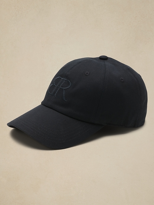 logo-baseball-hat-banana-republic-factory