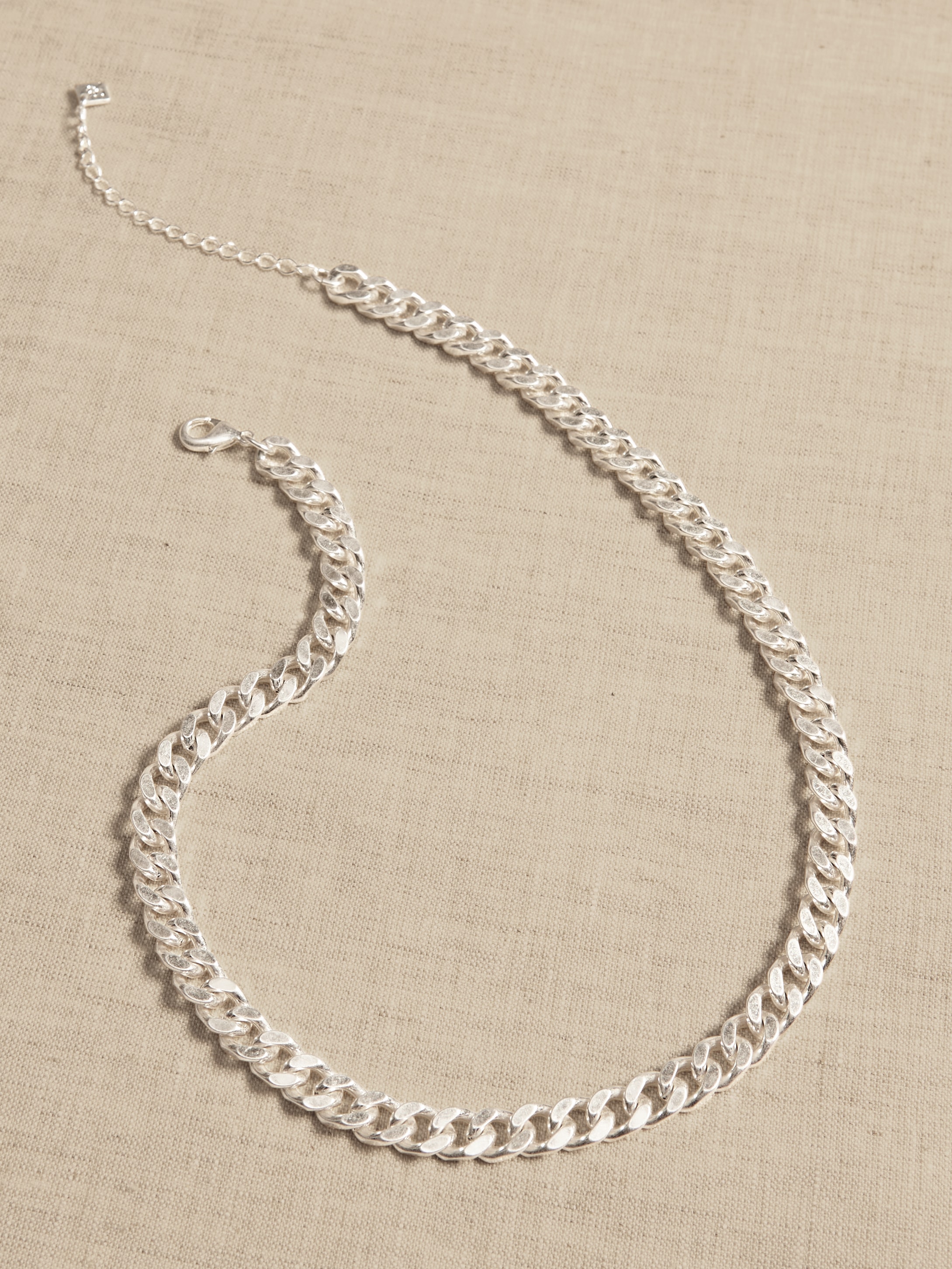herlipto Petale Chain Necklace