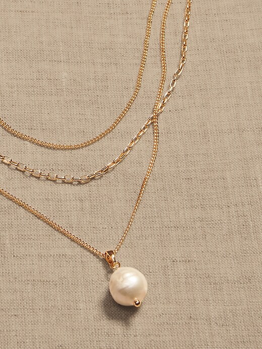 Chains Pearl Necklace