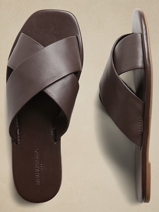 Banana republic flip flops on sale