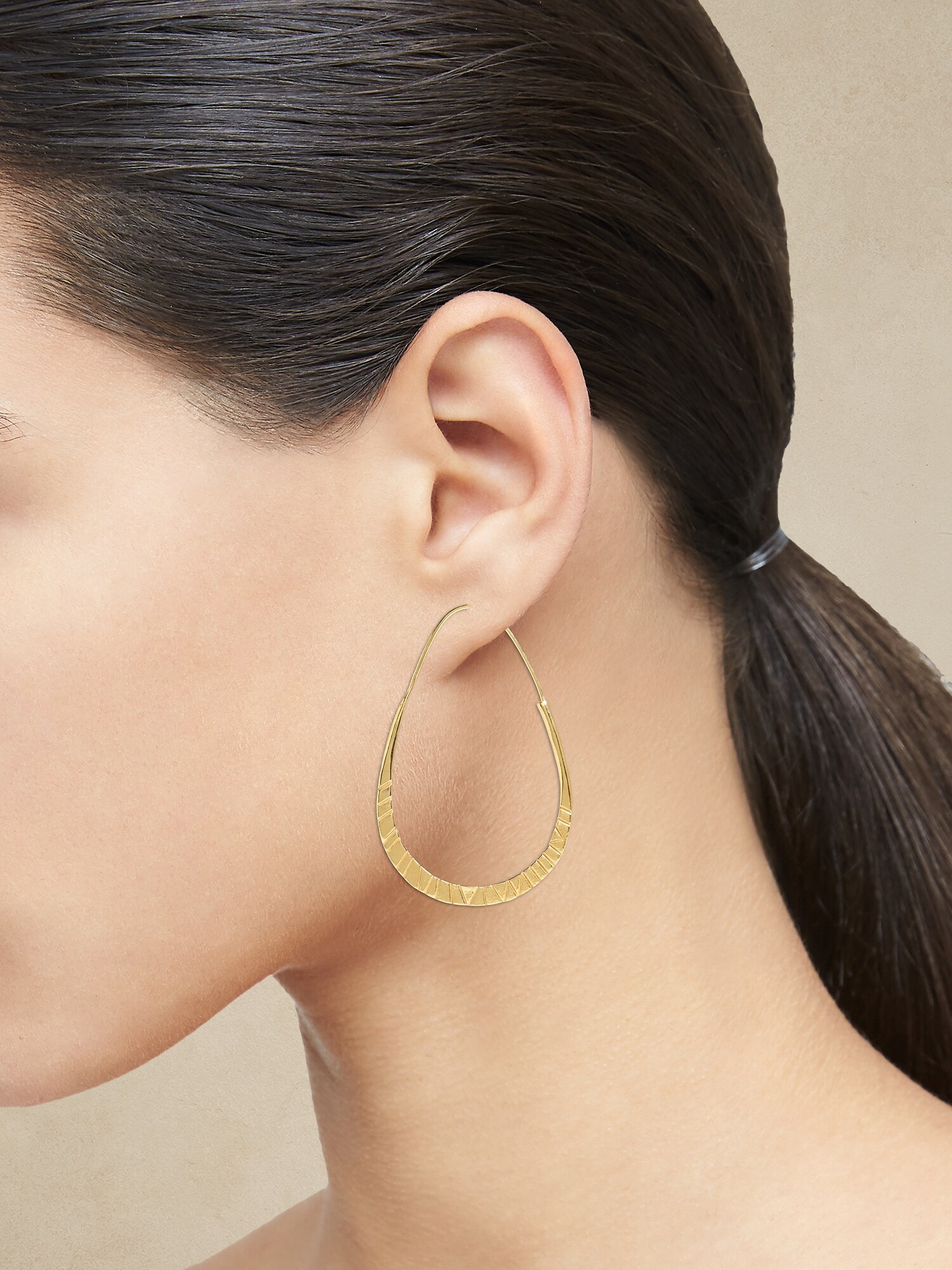 Thin Etched Hoop Earrings Aureus + Argent Banana Republic Factory