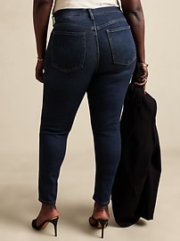 Mid-Rise Skinny Jean