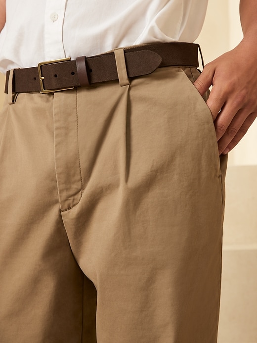 Image number 3 showing, Relaxed-Tapered Pleated Chino