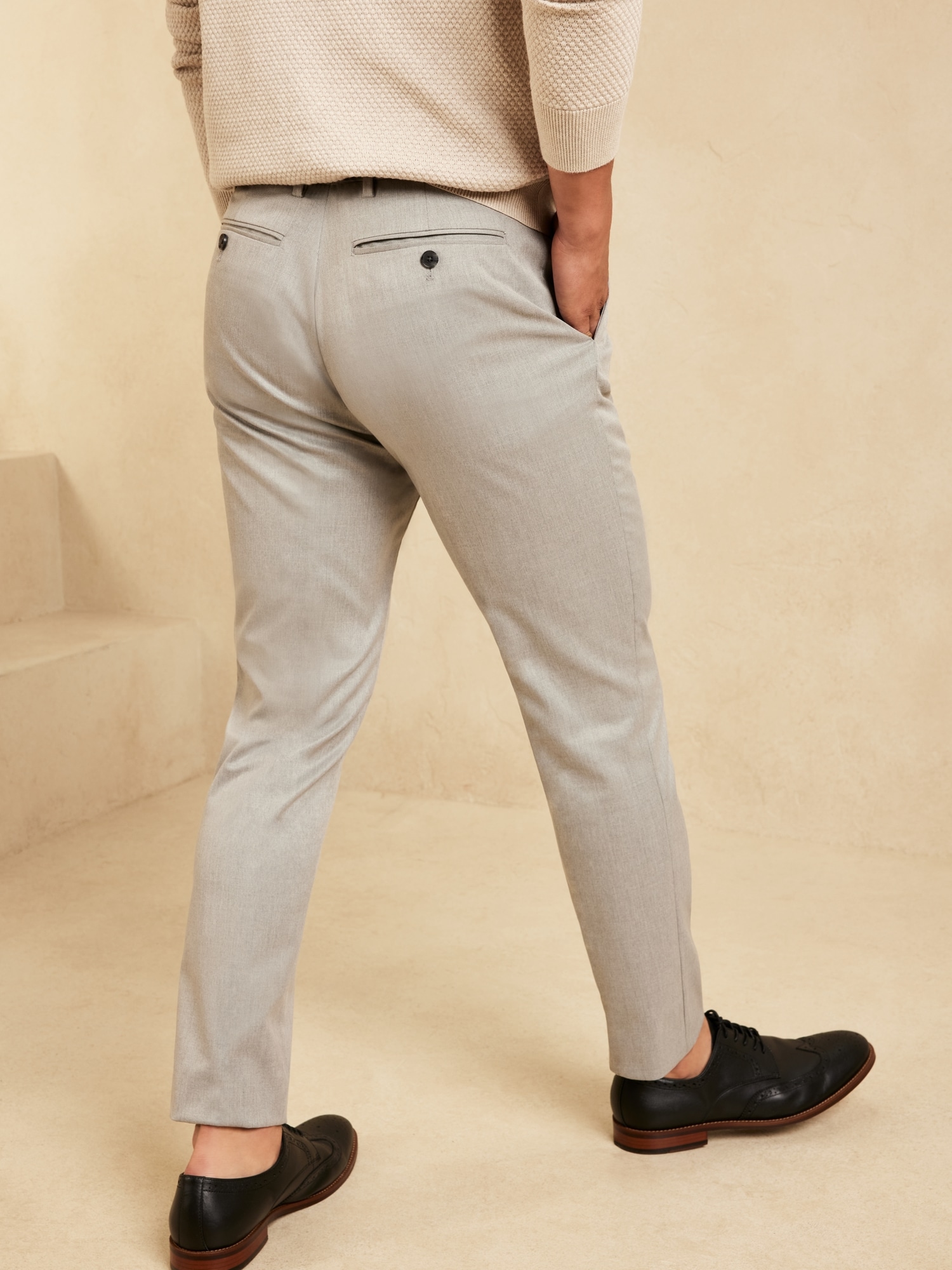 Beige Linen slim-leg suit trousers | 120% Lino | MATCHES UK