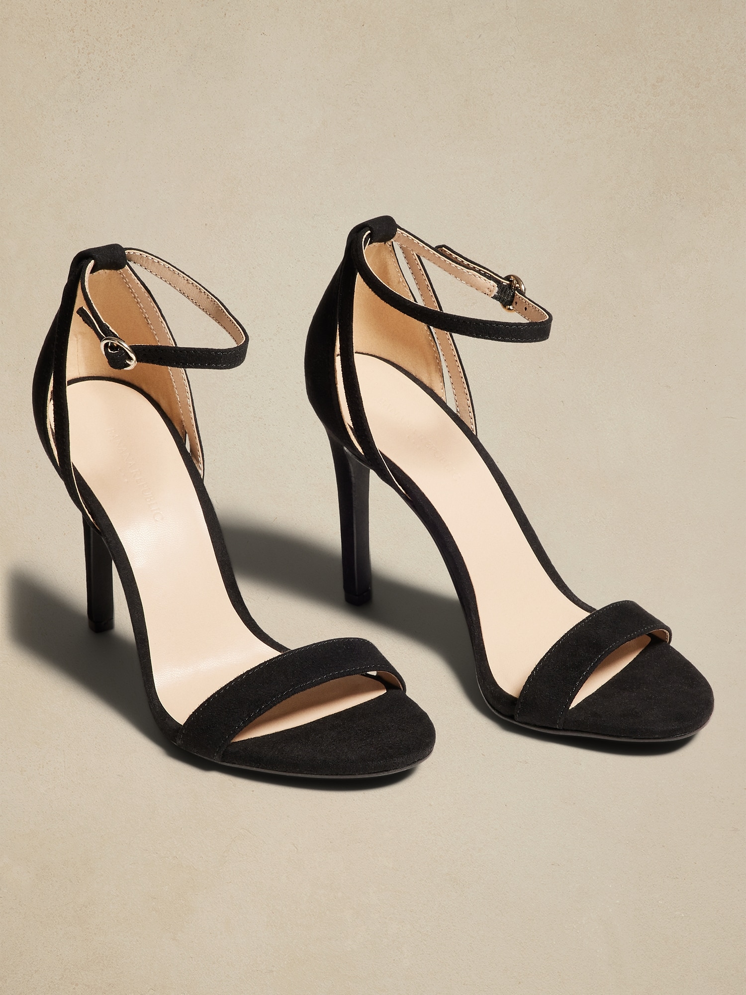 Cleopatra Black Sandal Crystal 105 Sandals in Black for Women | Rene  Caovilla®