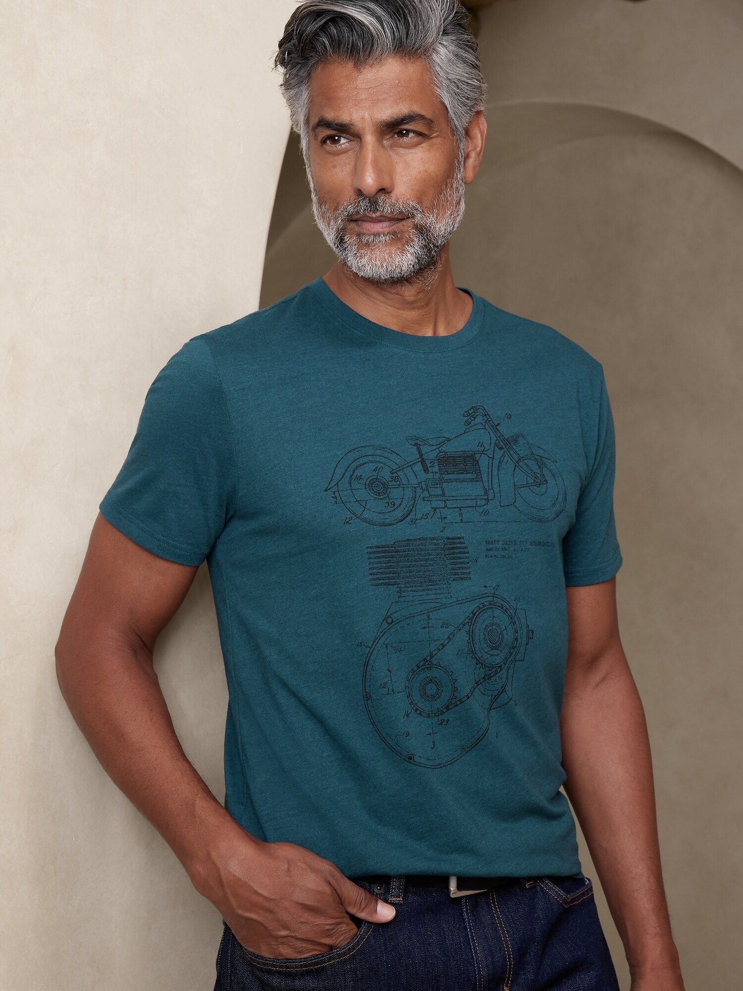 Graphic TShirt Banana Republic Factory