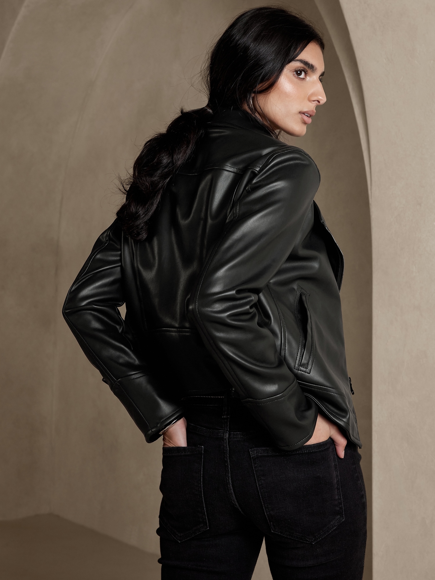 Essential Leather Jacket | ubicaciondepersonas.cdmx.gob.mx