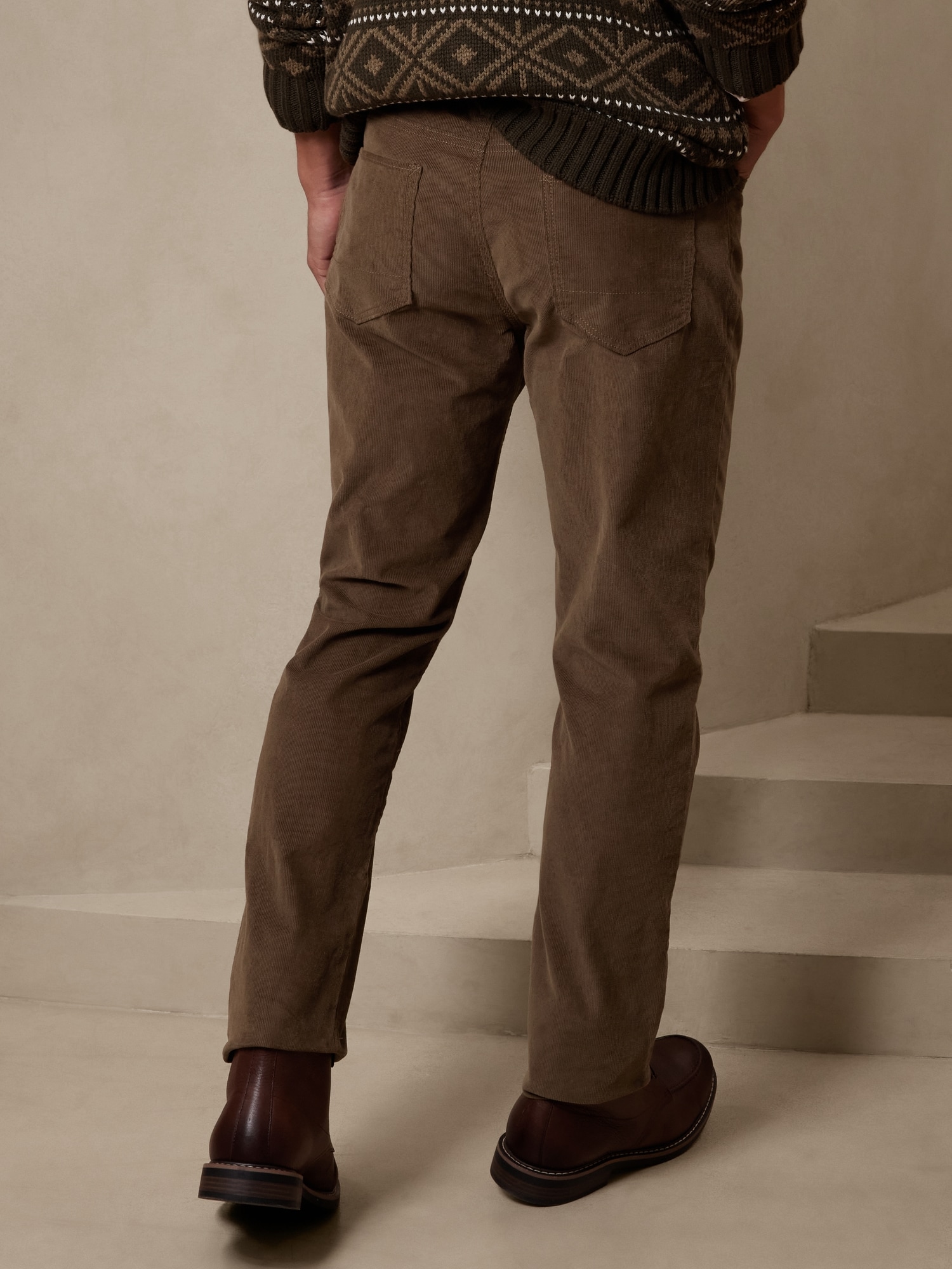 New BANANA REPUBLIC burgundy brown straight fit corduroy pants 32 x 32 in  2023 | Corduroy pants men, Corduroy pants mens, Button fly pants