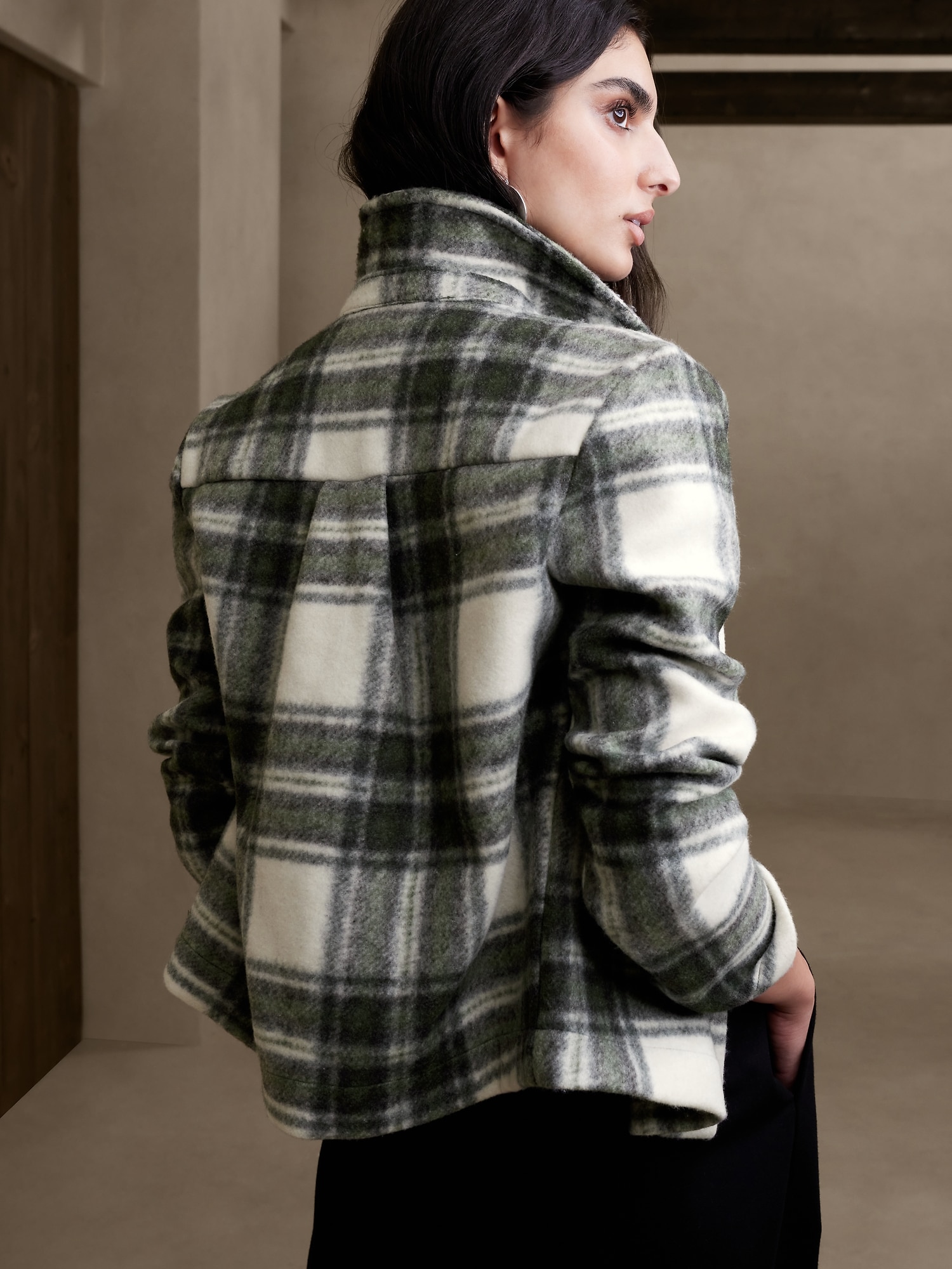 banana republic factory plaid short jacket