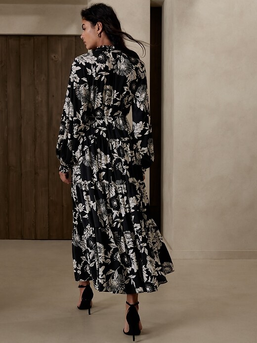 knee length dresses for ladies Mac Duggal 67942 Long Sleeve Formal Floral Dress
