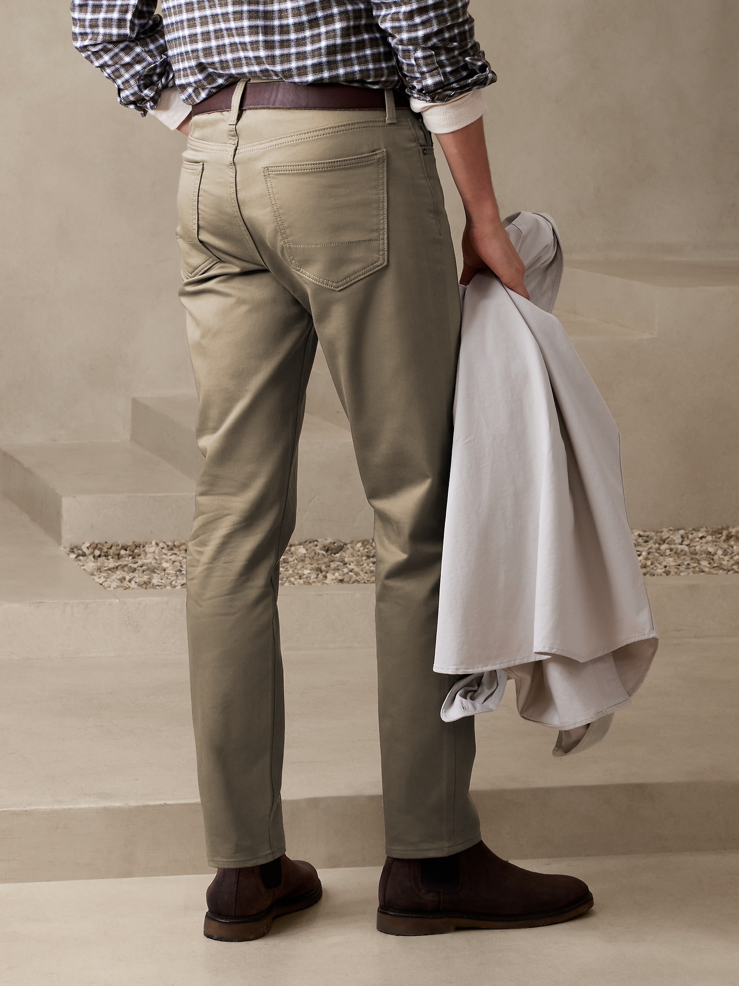Roundtree & Yorke TravelSmart Luxury Gabardine Ultimate Comfort Classic Fit  Non-Iron Flat Front Dress Pants | Dillard's