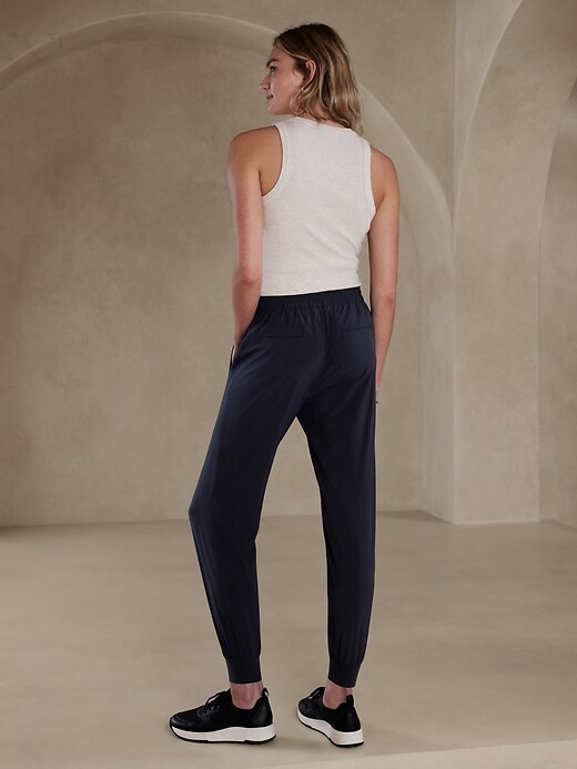 Airstretch Jogger | Banana Republic Factory