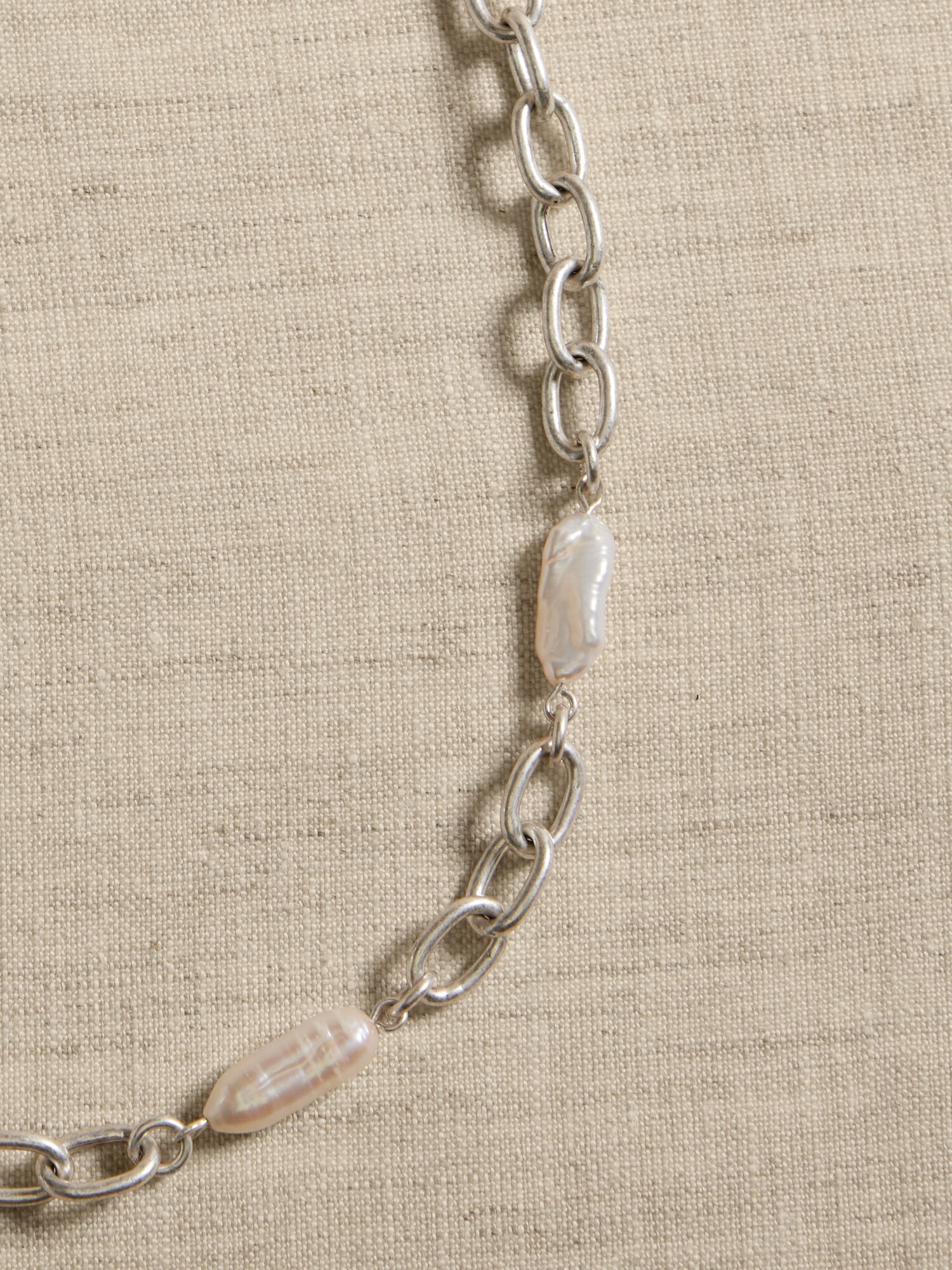 Multi Pearl Link Necklace