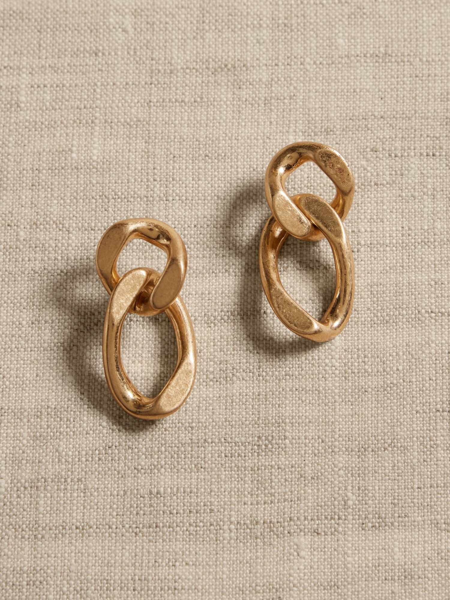 Twisted Links Earrings