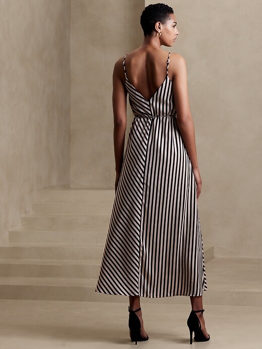 gully asymmetrical seam maxi dress Alivya Asymmetric Neckline Knit Maxi Dress Blue