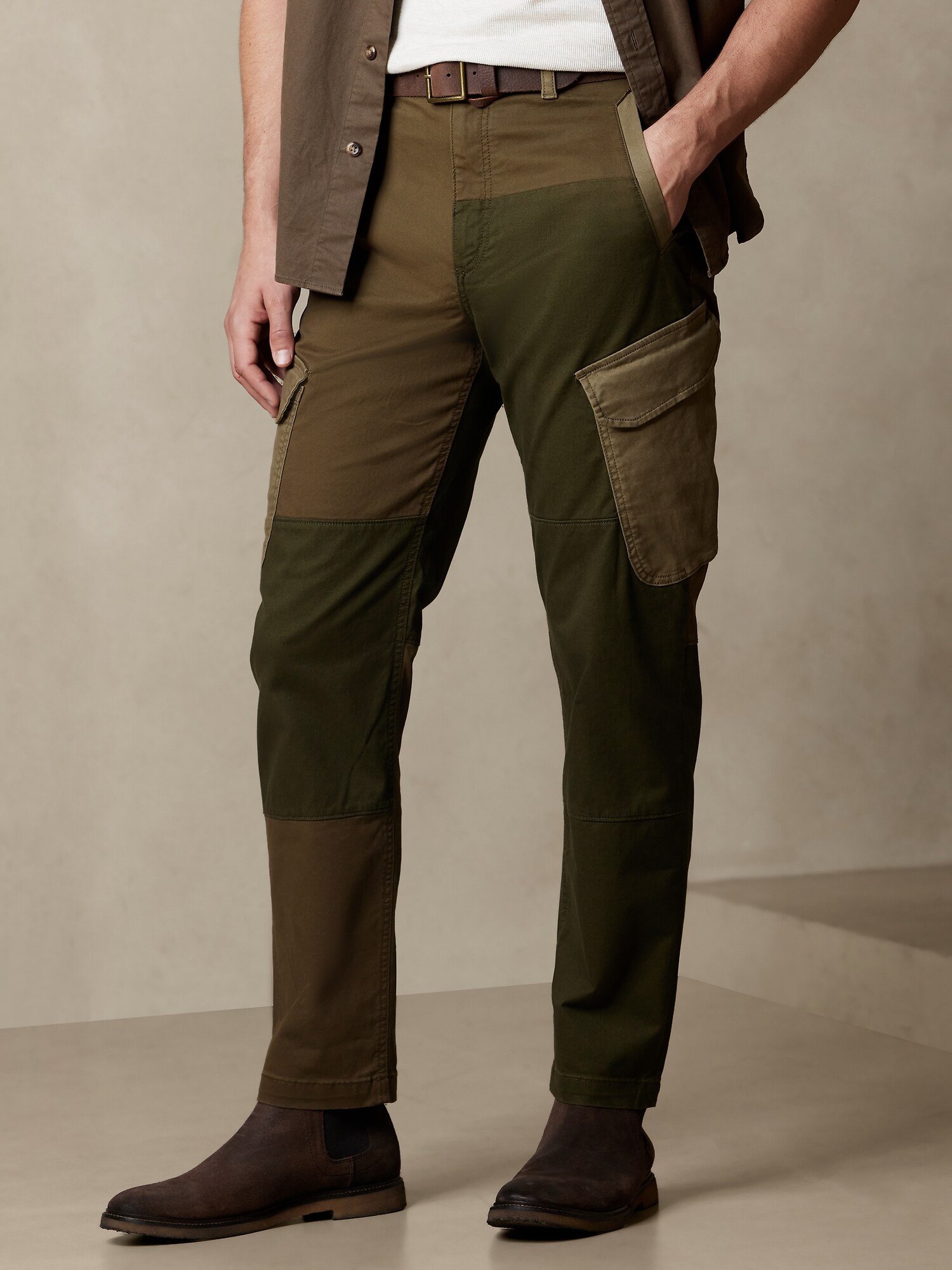 th products.MARC.tuck tapered pants | atlarastable.com