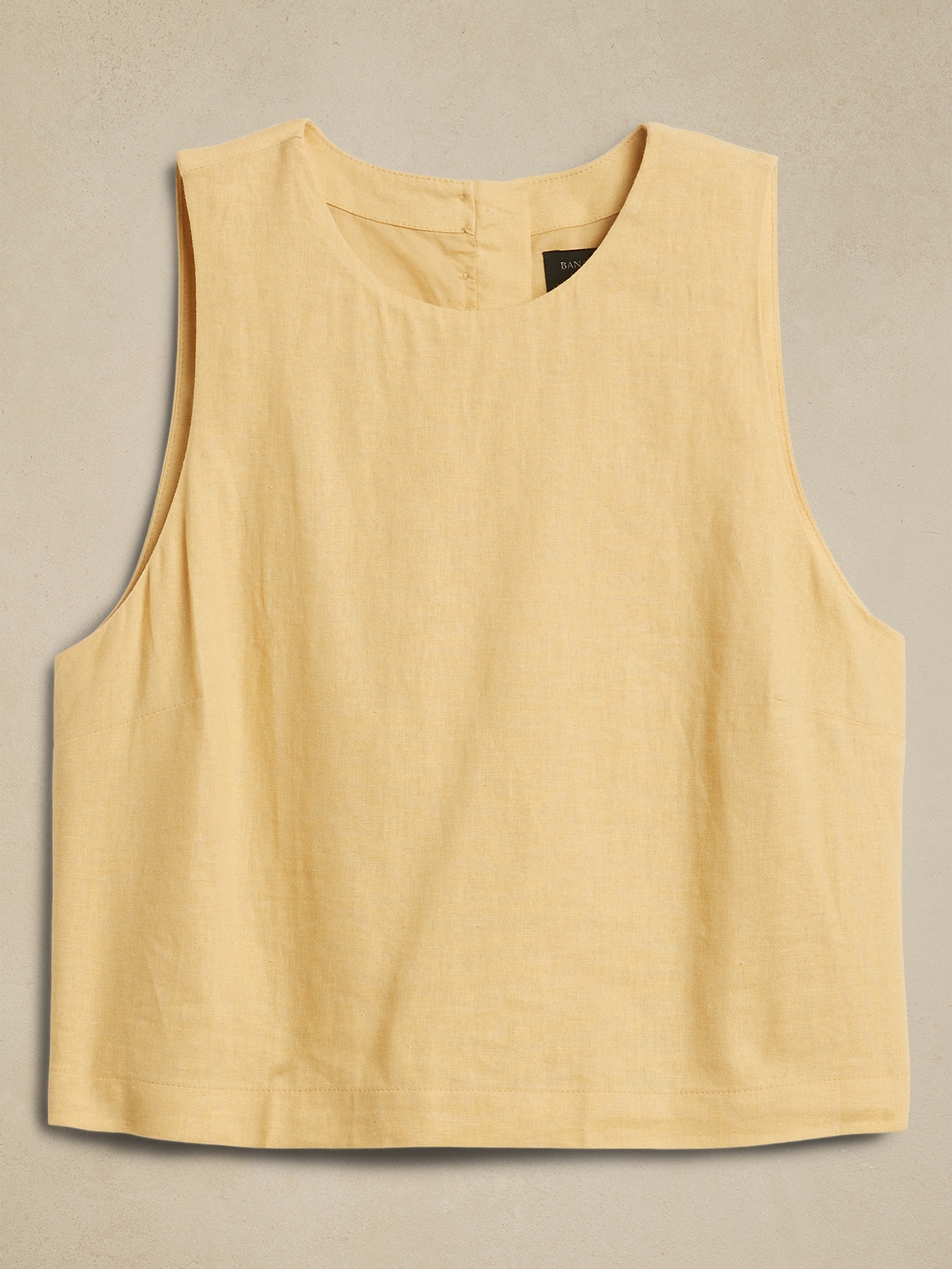 Cropped Linen-Blend Covered Button Tank