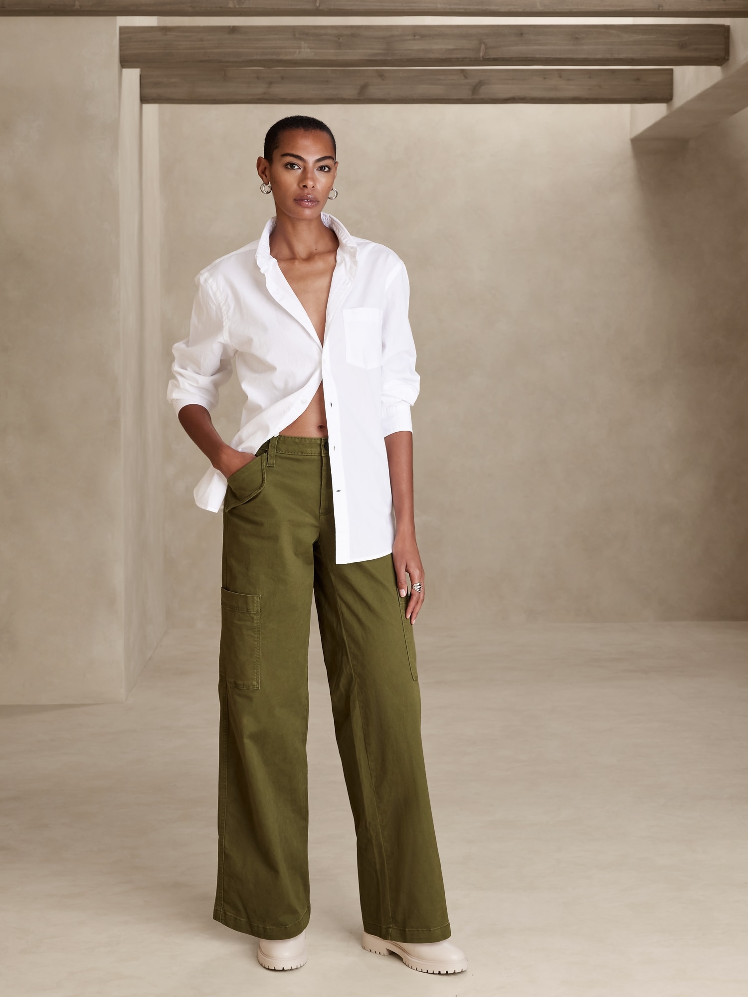 Wide-Leg Authentic-Chino Cargo Pant