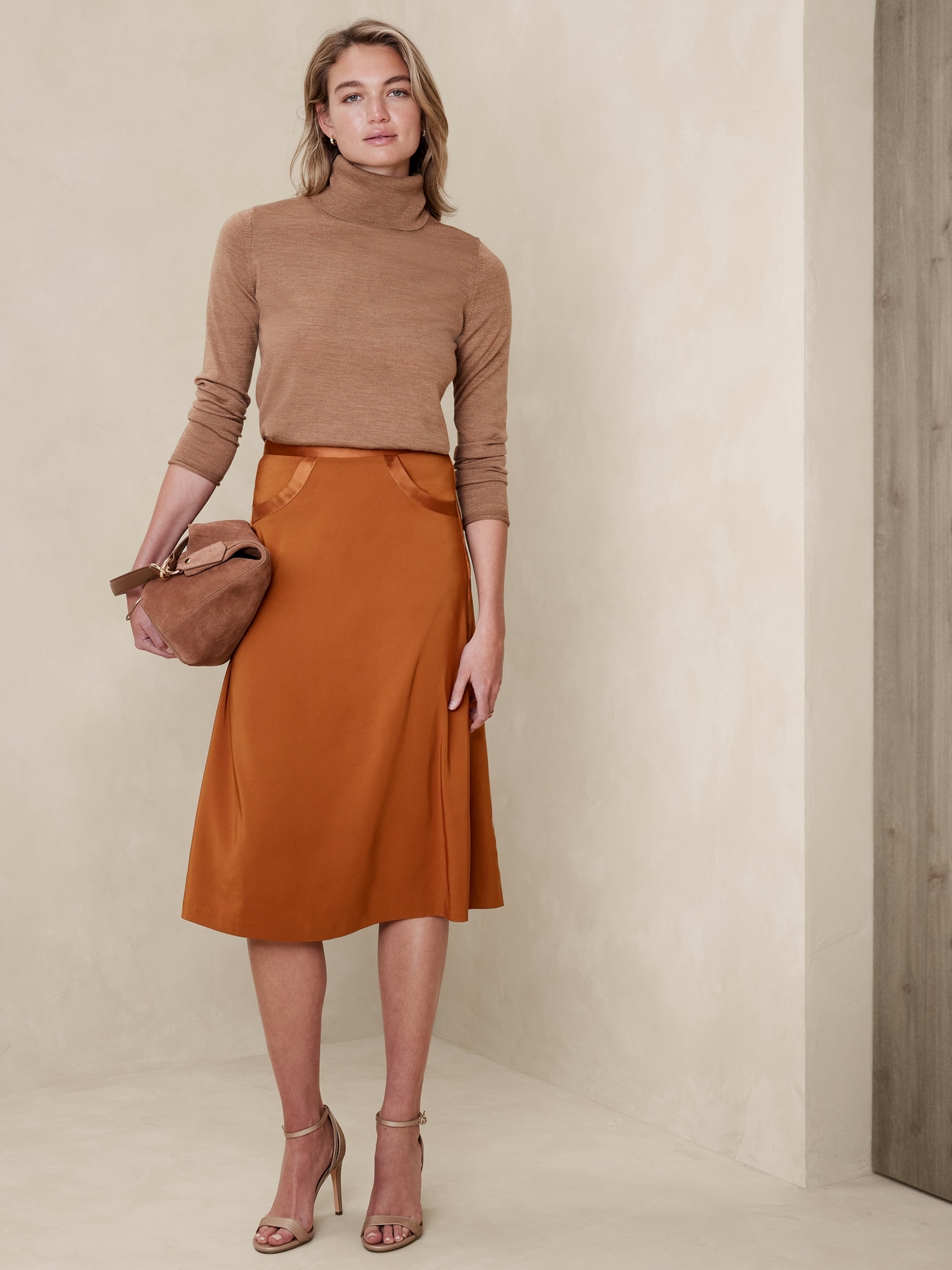 Pocket A-Line Midi Skirt