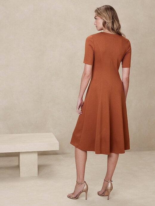 Soft Touch Scuba Seamed Midi Dress Soft Touch Scuba Seamed Midi Dress