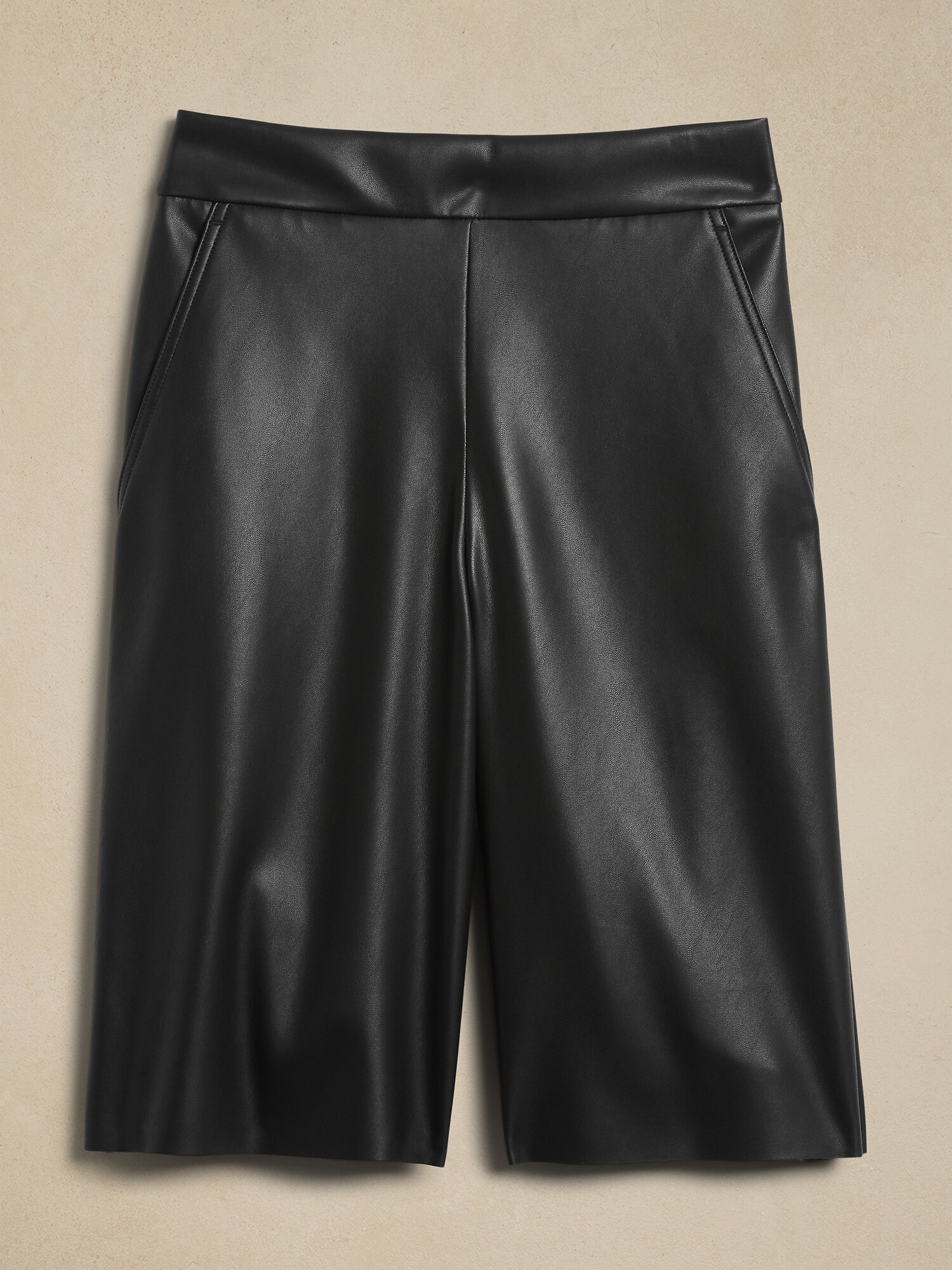 Vegan Leather Bermuda Short | Banana Republic Factory